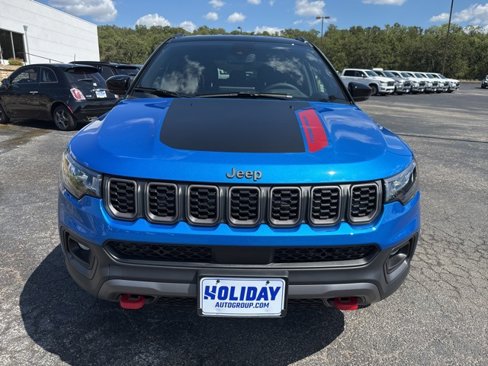 New 2026 Jeep Compass Trailhawk image 8