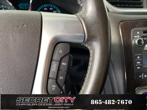 Used 2016 Chevrolet Traverse LT image 16