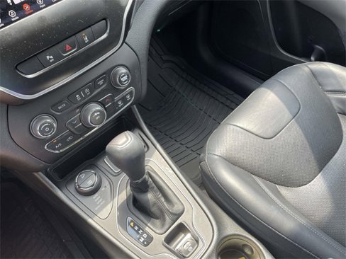 Used 2021 Jeep Cherokee Latitude Lux w/ Sun & Sound Group image 27