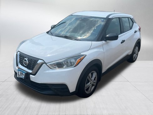 Used 2020 Nissan Kicks S image 7
