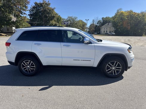 Used 2018 Jeep Grand Cherokee Limited image 6