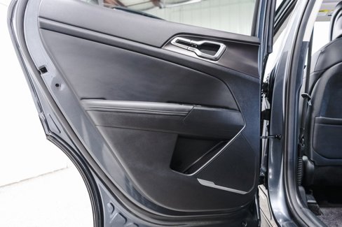 Used 2024 Kia Sportage EX image 29