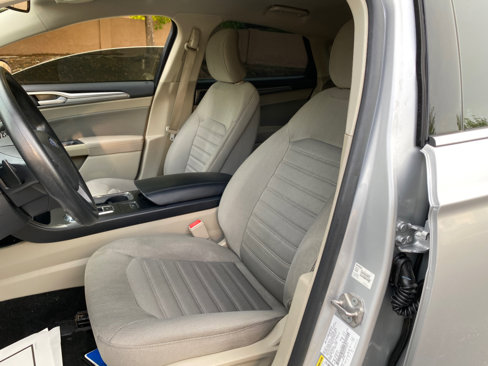 Used 2019 Ford Fusion SE image 27