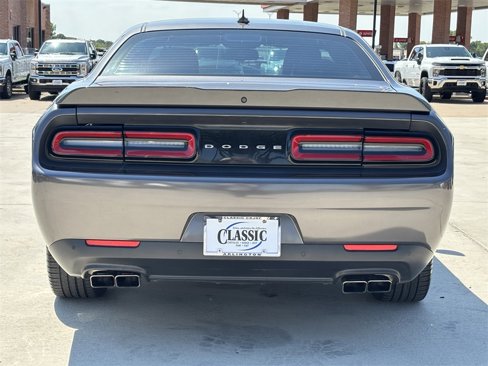 Used 2015 Dodge Challenger R/T Plus image 4