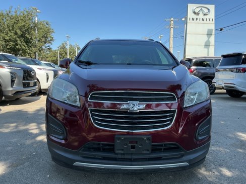 Used 2016 Chevrolet Trax LT w/ LT Sun and Sound Package image 2