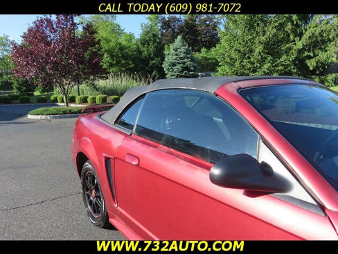Used 2003 Ford Mustang Premium image 28