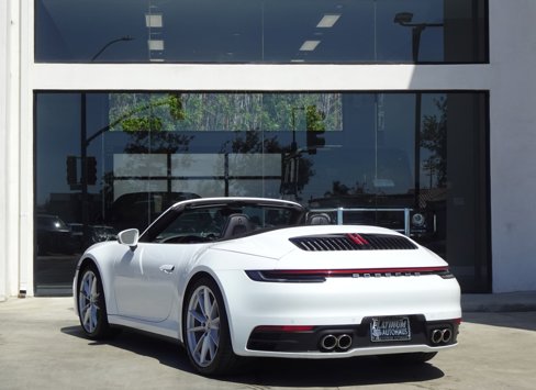 Used 2022 Porsche 911 Carrera image 5