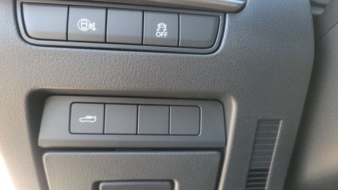 New 2025 MAZDA MAZDA3 s image 17