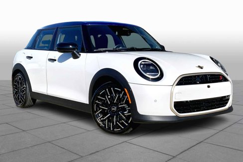 New 2026 MINI Cooper S image 2