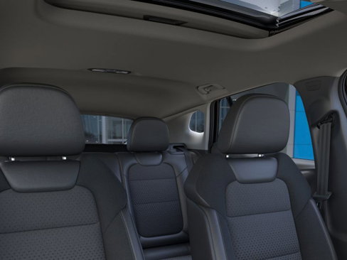 New 2026 Chevrolet Trax LT w/ Sunroof Package image 42
