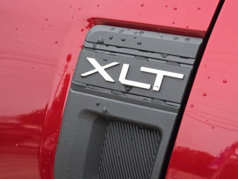 New 2025 Ford Maverick XLT image 7