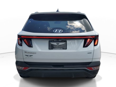 Used 2023 Hyundai Tucson SEL w/ Convenience Package image 4