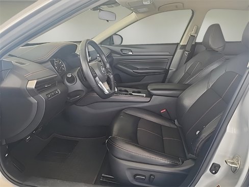 Used 2020 Nissan Altima 2.5 SR image 12