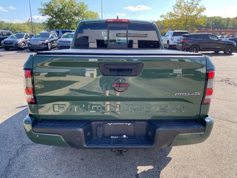 Used 2022 Nissan Frontier PRO-4X w/ Pro-4X Premium Package image 4