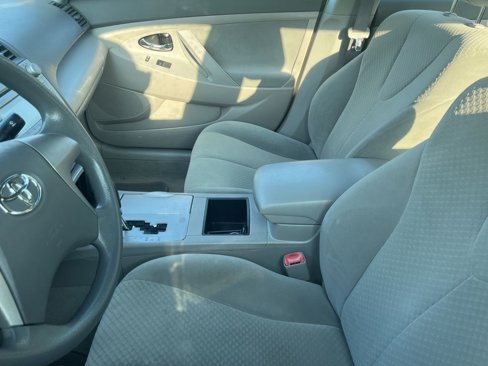 Used 2009 Toyota Camry LE image 11