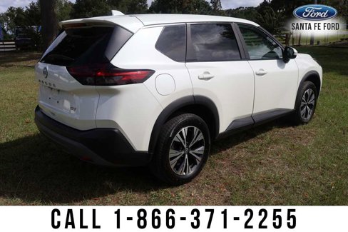 Used 2023 Nissan Rogue SV image 6