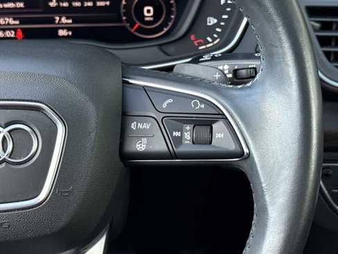 Used 2018 Audi Q5 Prestige w/ Prestige Package image 37
