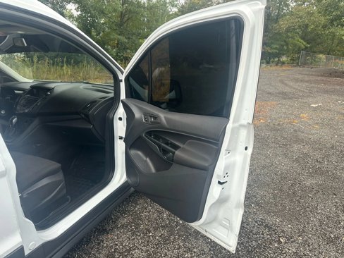 Used 2017 Ford Transit Connect XL image 16