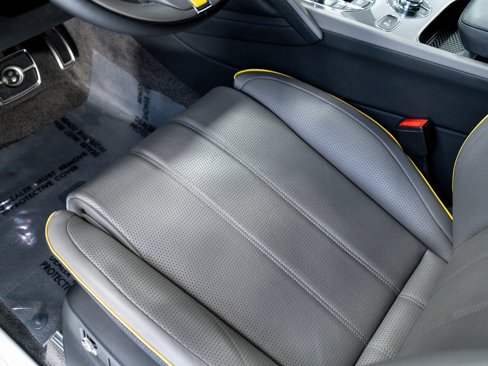 Certified 2024 Bentley Bentayga Extended Wheelbase image 19