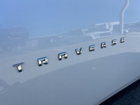 Used 2019 Chevrolet Traverse LT image 19