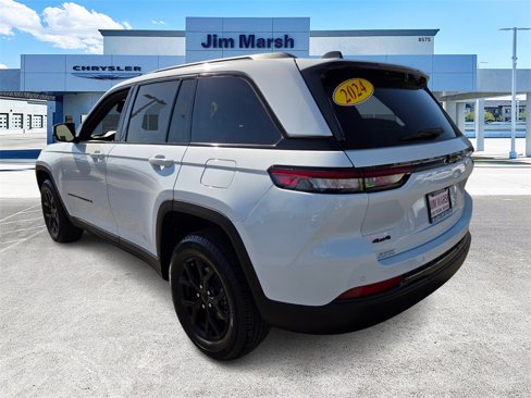 Certified 2024 Jeep Grand Cherokee Altitude image 4