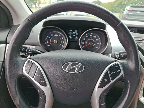 Used 2012 Hyundai Elantra Limited image 20