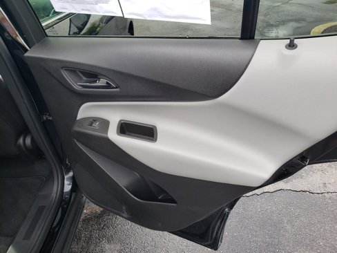 Used 2023 Chevrolet Equinox LT image 19
