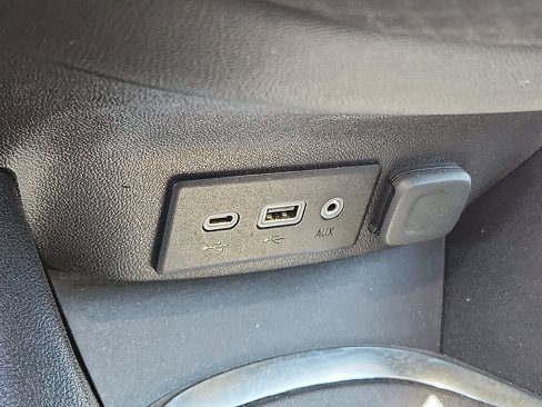 Used 2023 Chevrolet Malibu LT image 18