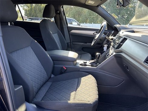 Used 2020 Volkswagen Atlas Cross Sport S image 29