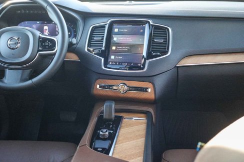 Used 2024 Volvo XC90 B6 Plus w/ Protection Package Premier image 15