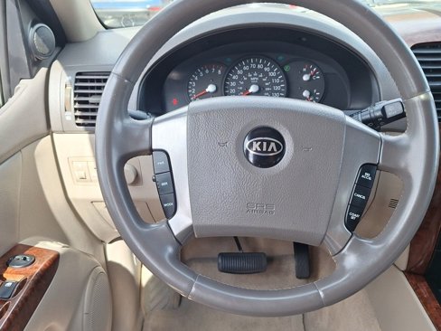 Used 2004 Kia Sorento 4WD image 12