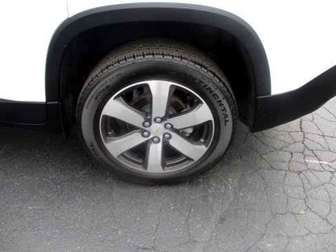 Used 2023 Chevrolet Traverse LT image 20