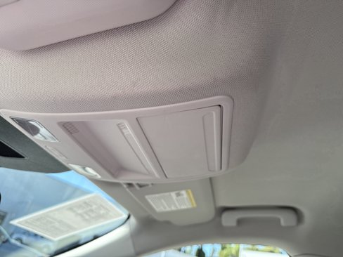 Used 2022 Ford Escape SE image 31