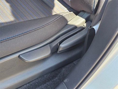 New 2025 Nissan Leaf S image 31