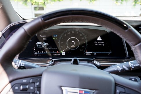 Used 2022 Cadillac Escalade ESV Premium Luxury image 36