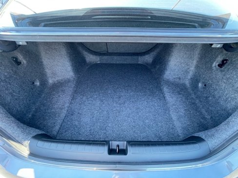 Used 2018 Honda Accord Sport image 12