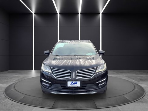 Used 2017 Lincoln MKC Premiere image 2