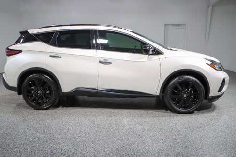 Used 2022 Nissan Murano SV w/ SV Midnight Edition Package image 6