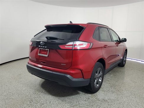 Used 2023 Ford Edge SEL w/ Sport Appearance Package image 4