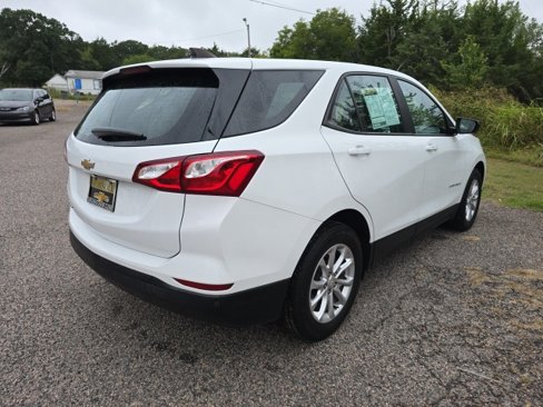Used 2020 Chevrolet Equinox LS image 5