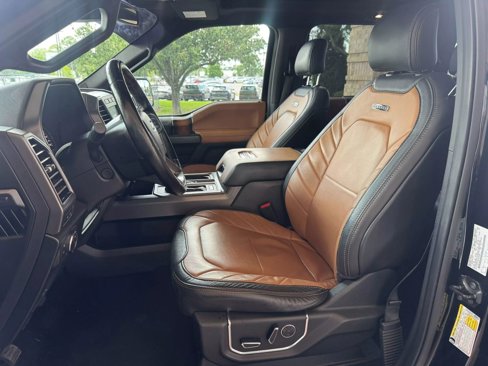 Used 2017 Ford F150 Limited image 11