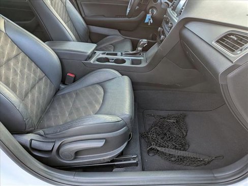 Used 2017 Hyundai Sonata Sport 2.0T image 21