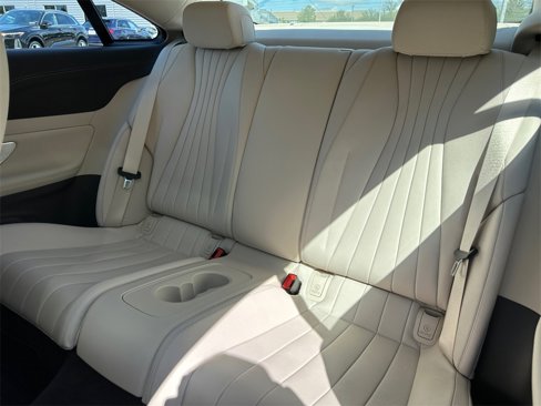 Used 2018 Mercedes-Benz E 400 4MATIC Coupe image 25