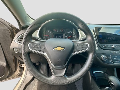 Used 2022 Chevrolet Malibu LS w/ Driver Confidence Package II image 12