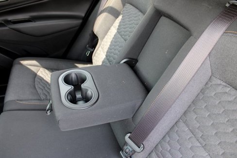 Used 2018 Chevrolet Equinox LT image 34