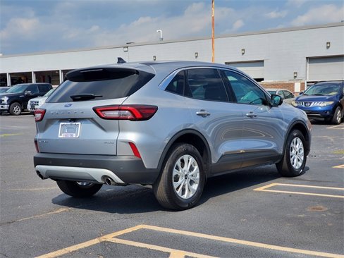 Used 2023 Ford Escape Active w/ Tech Pack #2 image 4