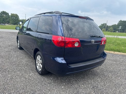 Used 2007 Toyota Sienna CE image 11