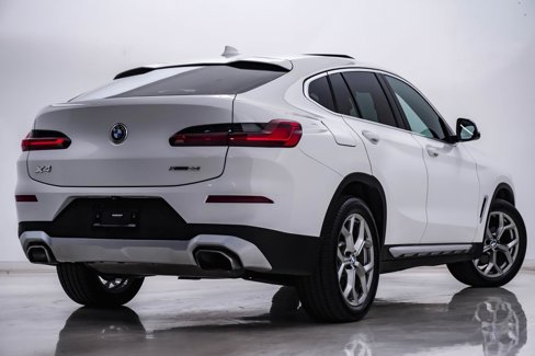 Used 2022 BMW X4 xDrive30i image 9