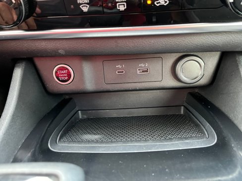 Used 2022 Nissan Rogue S image 24