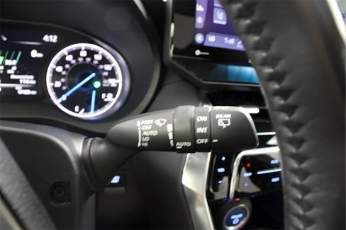 Used 2021 Toyota Venza XLE image 21